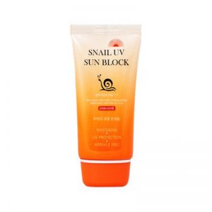 JIGOTT SNAIL UV SUN BLOCK CREAMSPF50 PA+++Солнцезащитный крем для лица SPF50 PA+++ - картинка jigott-snail-uv-sun-block-creamspf50-pa-300x300.jpg