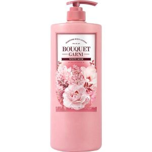 BOUQUET GARNI MOISTURE BODY LOTION WHITE MUSK Увлажняющий лосьон для тела «Белый мускус» 1500мл - картинка bouquet-garni-moisture-body-lotion-white-musk-uvlazhnjajushhij-loson-dlja-tela-belyj-muskus-1500ml-300x300.jpeg